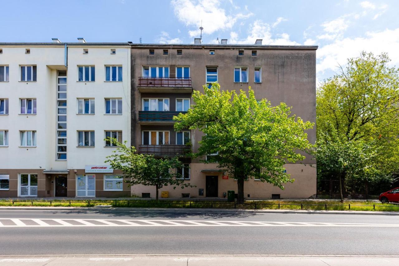 Cozy Studio With Bath Bielany By Renters Appartement Warschau